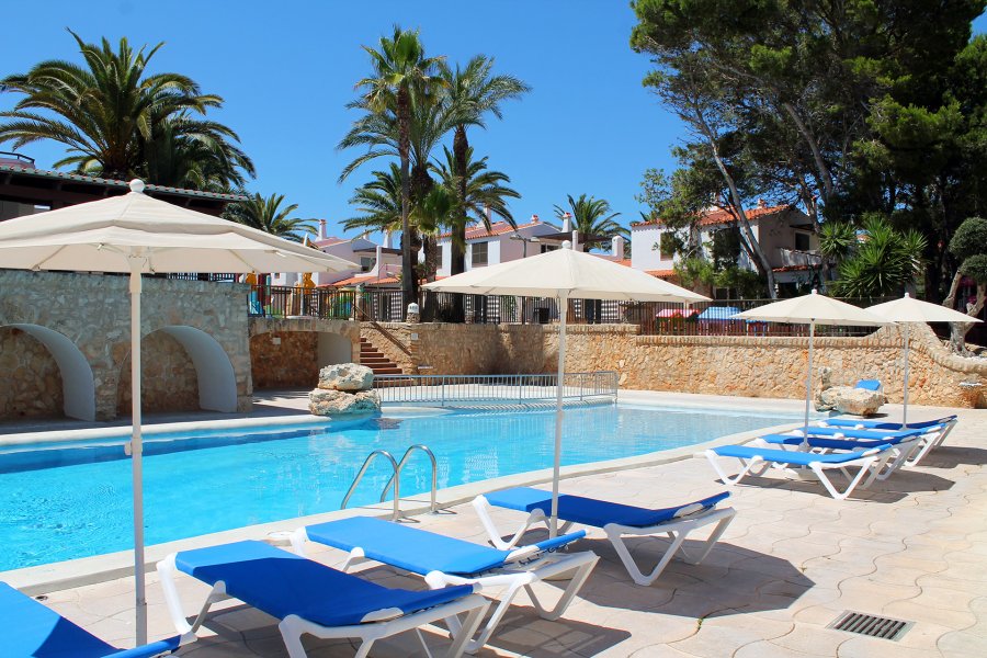 Apartamentos Talayot Cala en Blanes, Menorca, alquiler de ...